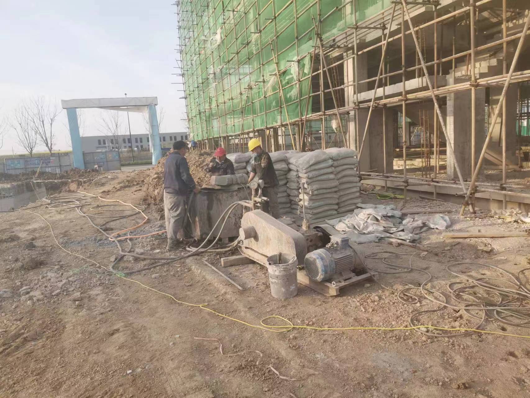 华容别墅下沉注浆